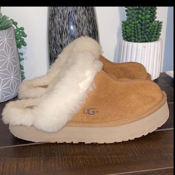 3/$60 UGG Disquette Chestnut Shearling Lined Mules Size 7 - Picture 14 of 15